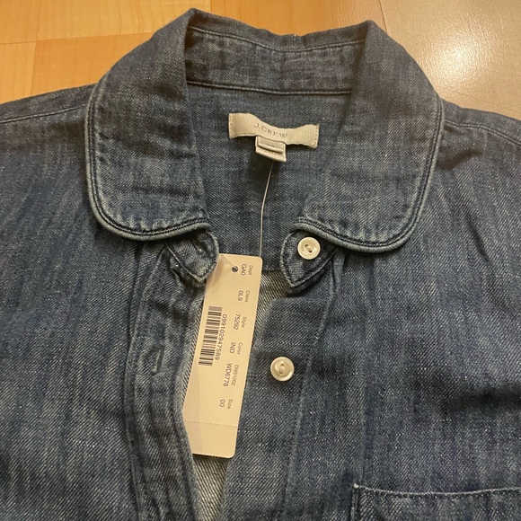 J crew short sleeve button down denim shirt - Picture 2 of 3
